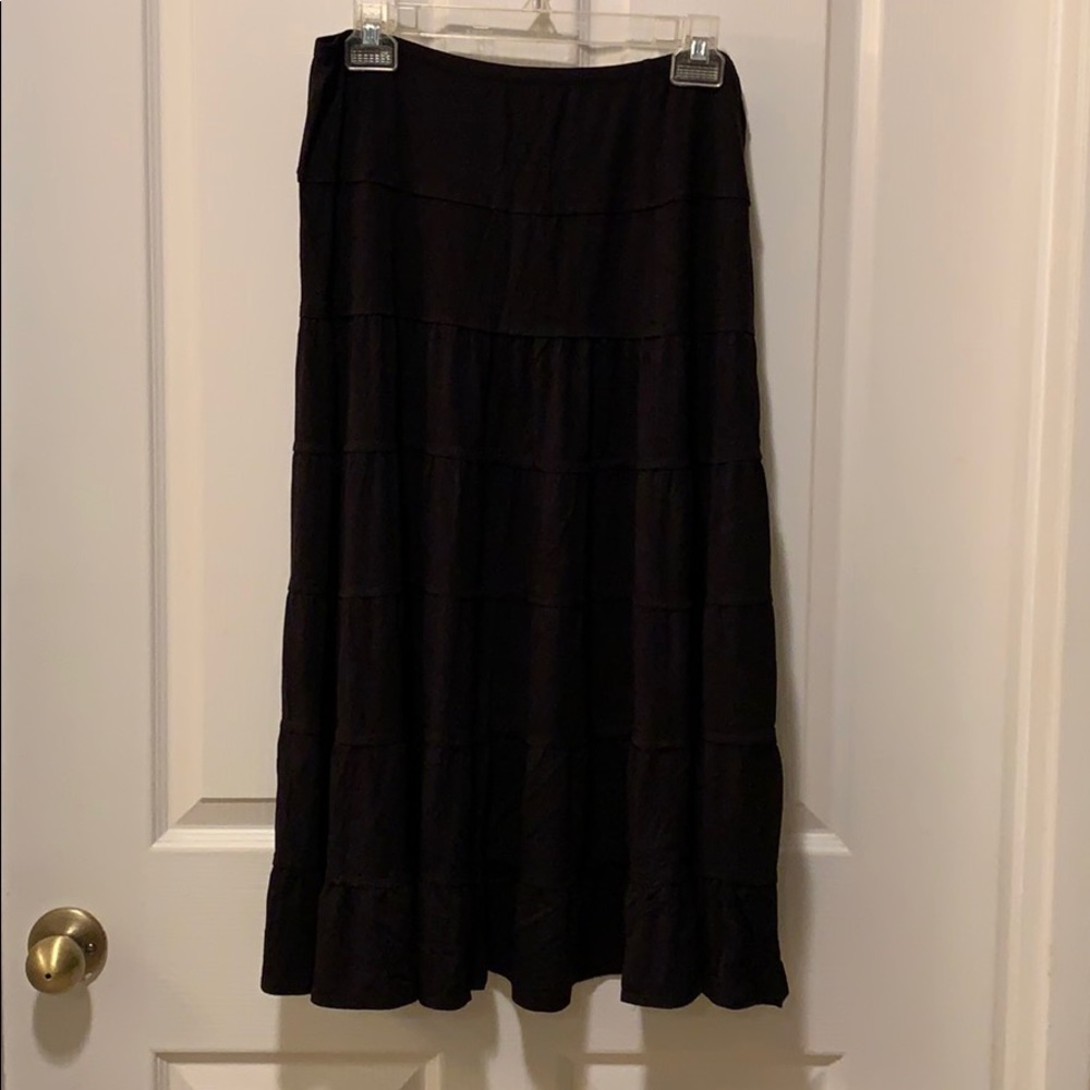 Long black skirt